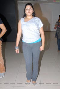 Namitha Rehearsing for Santosham Film Awards