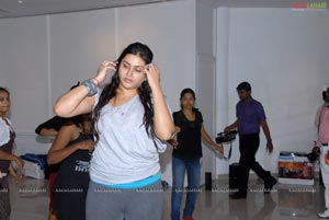 Namitha Rehearsing for Santosham Film Awards