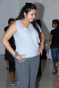 Namitha Rehearsing for Santosham Film Awards