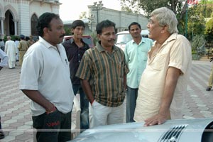 Brahmaji, Raghubabu, Jeeva, Vijaya Chandar