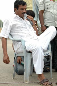 Brahmaji, Raghubabu, Jeeva, Vijaya Chandar