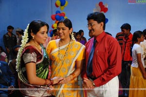 Bhushan, Tejaswini