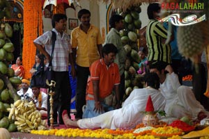 Navadeep, Kajal, Shiva Balaji, Sindhu Menon