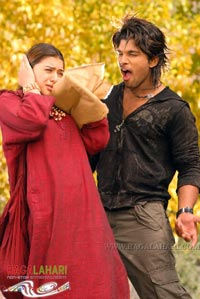 Allu Arjun, Hansika Motwani