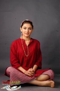 Allu Arjun, Hansika Motwani