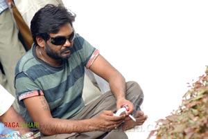 Desamuduru(Allu Arjun, Hansika Motwani) Working Stills