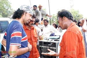 Gamyam(Allari Naresh, Sharwanand, Kamalini Mukherji) Working Stills