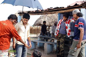 Gamyam(Allari Naresh, Sharwanand, Kamalini Mukherji) Working Stills