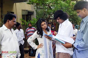 Gamyam(Allari Naresh, Sharwanand, Kamalini Mukherji) Working Stills