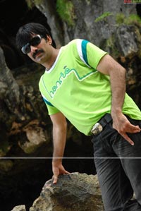 Raviteja, Trisha