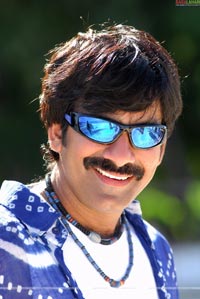 Raviteja, Trisha