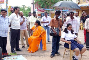 Maharajasree(Rishi,Nikitha,Anu Mehta) Working Stills