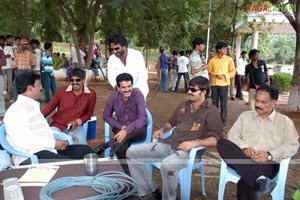 Nagaram (Srikanth, Kaveri Jha) Working Stills