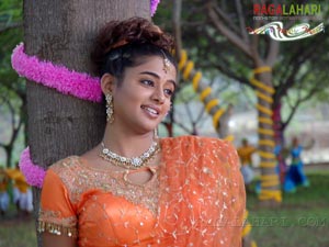 Priyamani From Toss