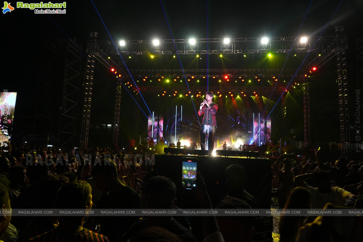 Armaan Malik Live In Concert Organized by Street Cause