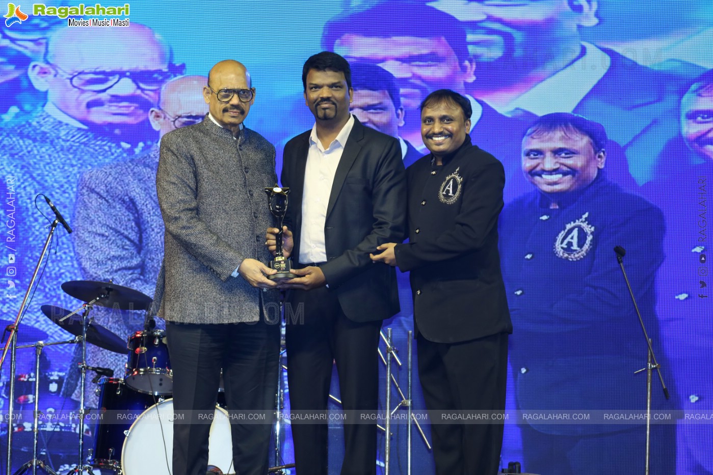 WE VYSYA MANAM 2023 awards ceremony Gadi Raju palace at vizag