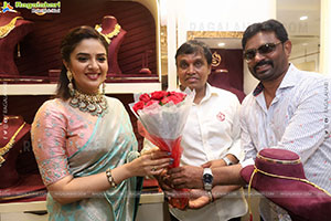 Grand Launch of Swarnmala Jewellers at Madinaguda, Hyderabad