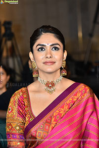 Dacoit Movie Pre Release Event 