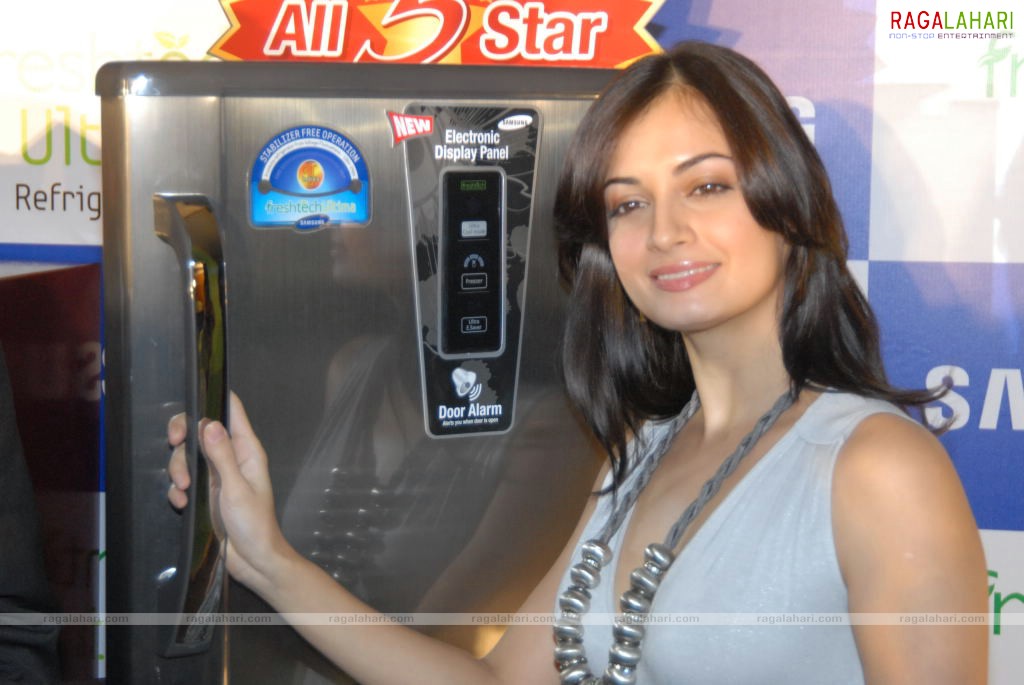 Dia Mirza Launches Samsung Largest 5 Star Refrigerator Range