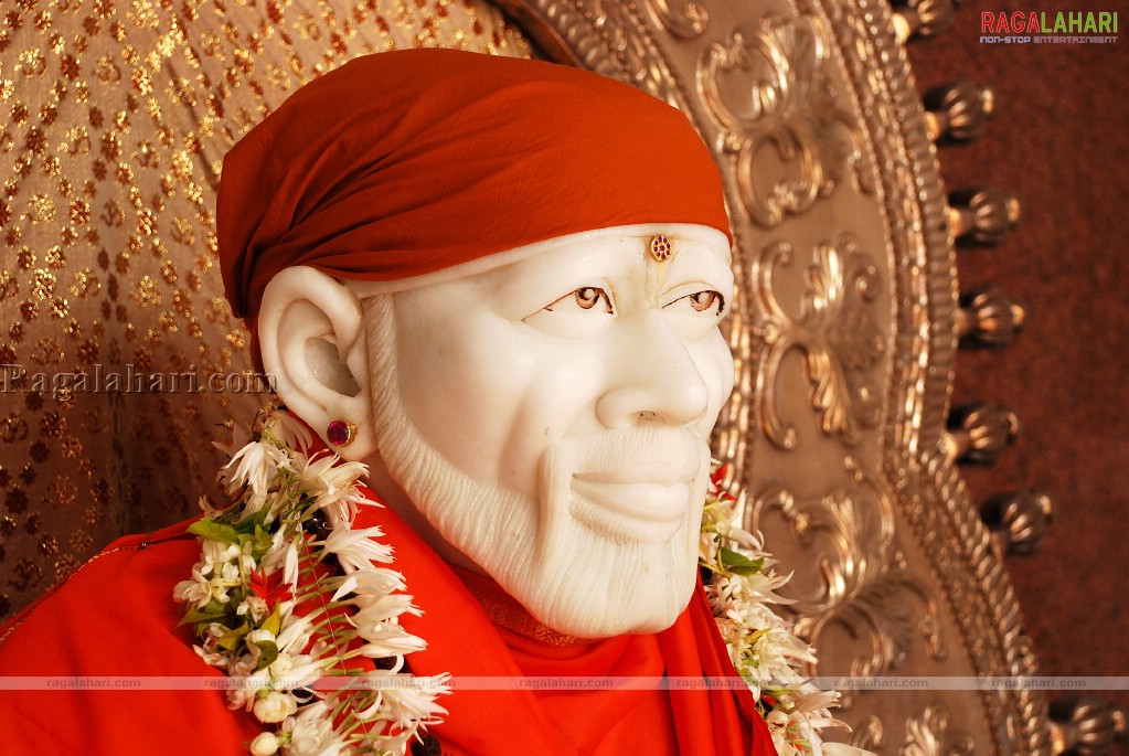 Pictures of Shirdi Saibaba Temple at Steel Plant, Visakhapatnam