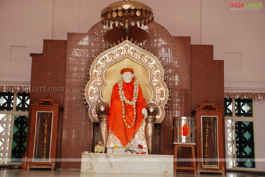 Pictures of Shirdi Saibaba Temple at Steel Plant, Visakhapatnam
