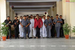 Jagapathi Babu, Sradha Das, Hamsa Nandini