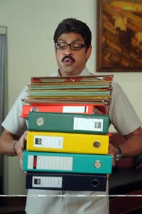 Jagapathi Babu, Sradha Das, Hamsa Nandini