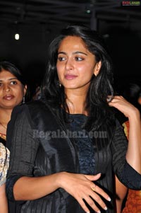 Anushka at Bharath Takur Weight Loss Programme Press Meet