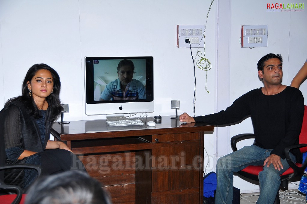 Anushka at Bharath Takur Weight Loss Programme Press Meet