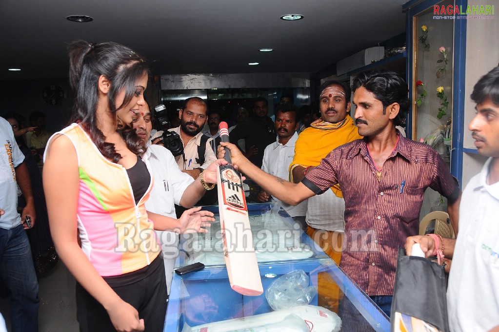 Bindu Madhavi, Danam Nagendar Launches Om Surya Sports & Aerofit