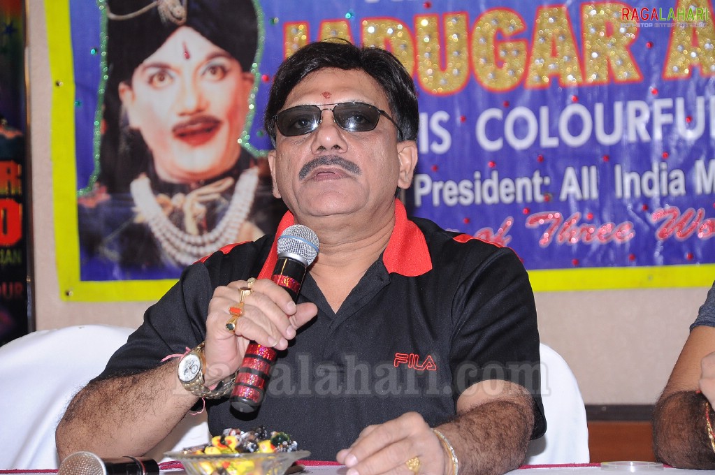 Jadugar Anand Press Meet at Green Park