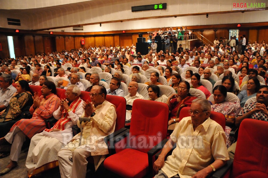 Mangalampalli Balamurali Krishna Sangeet Sammelan