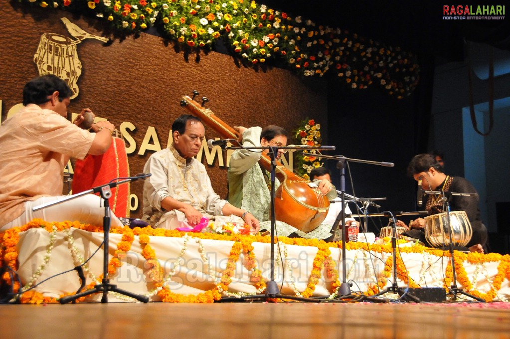Mangalampalli Balamurali Krishna Sangeet Sammelan