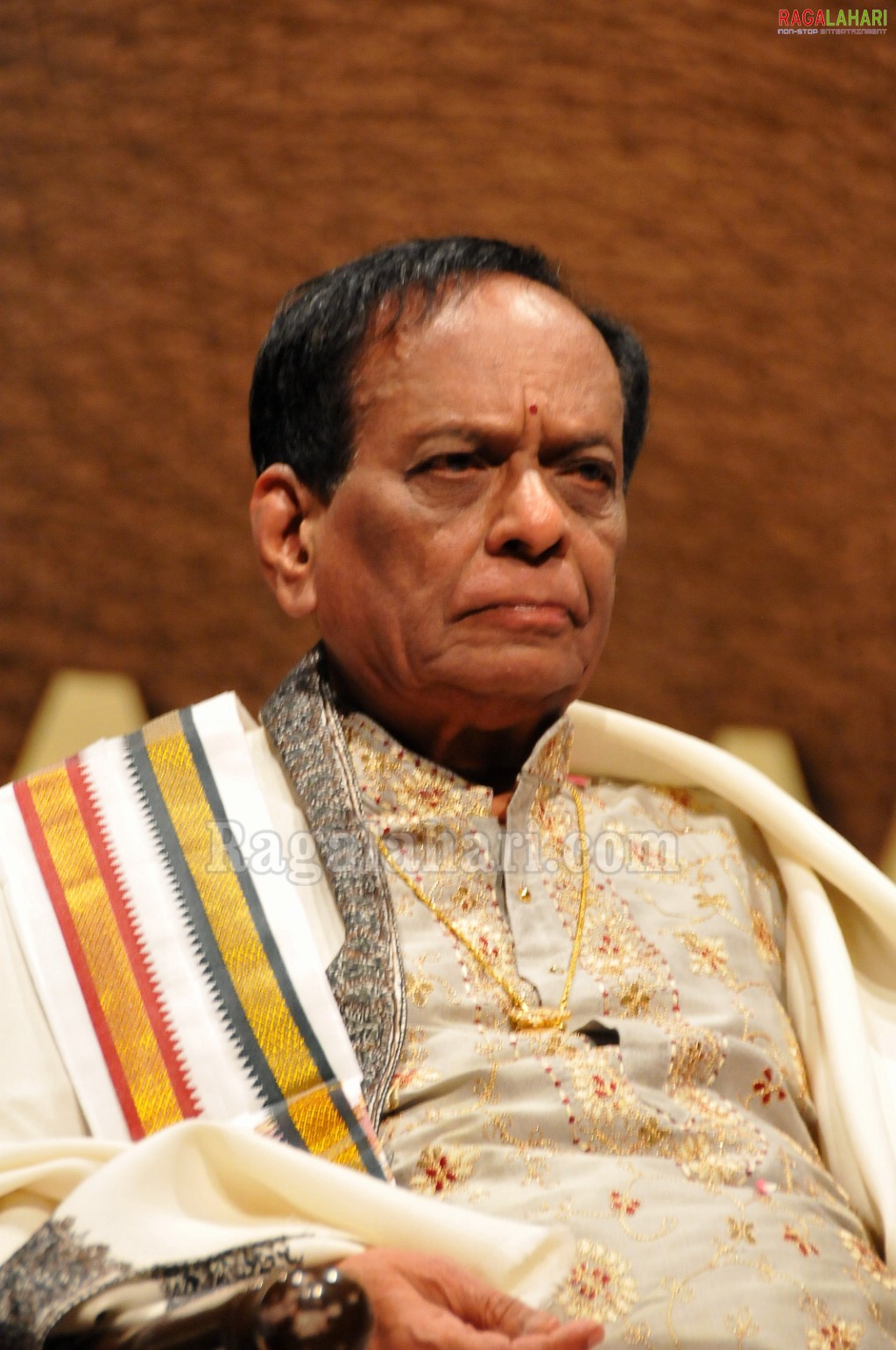 Mangalampalli Balamurali Krishna Sangeet Sammelan