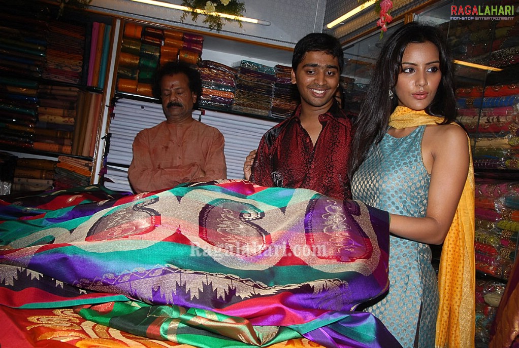 Priya Anand inagurates Prodduturi Silks Showroom at Krishna Nagar