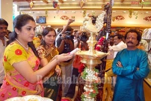 Ramya Krishna Launches Wedding Sarees Exhibition Sale at Chennai Shopping Mall