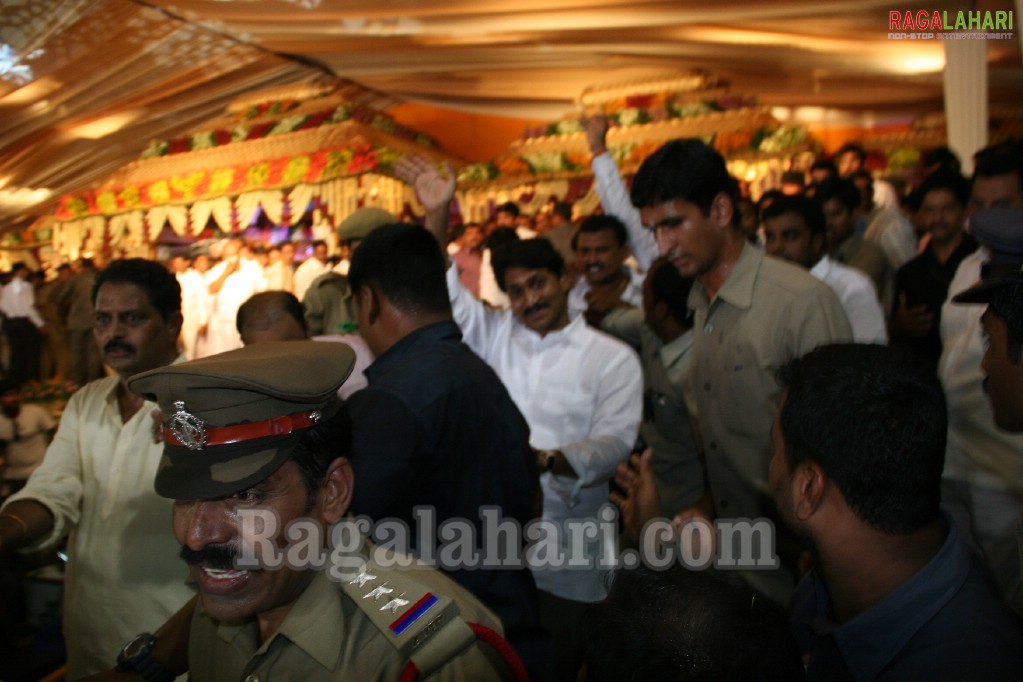 Sabitha Indra Reddy's Son Karthik Reddy-Lakshmi Sravanthi Wedding Function