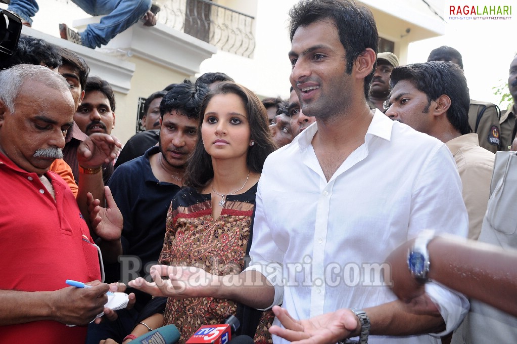 Sania Mirza-Shoaib Malik Press Meet