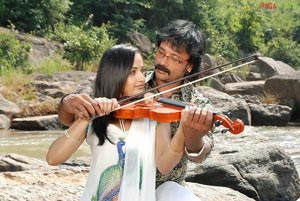 Krishna Vasa, Madhavi Latha