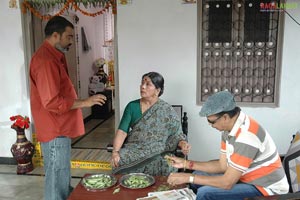 Krishna Vasa, Madhavi Latha