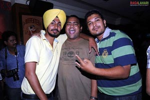 Firangi Paani Pub Party