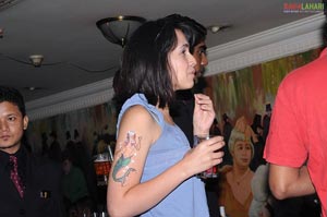 Firangi Paani Pub Party