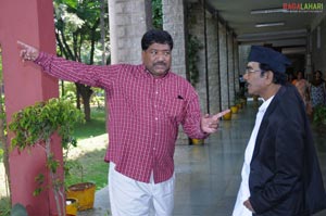 Collectorgari Bharya Working Stills