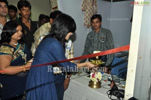 Ritu Barmecha at Cotton and Silk Park exhibition launch