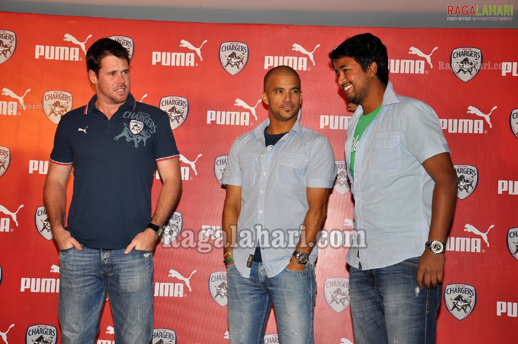 Deccan Chargers Team Jersey and Fanwear Launch