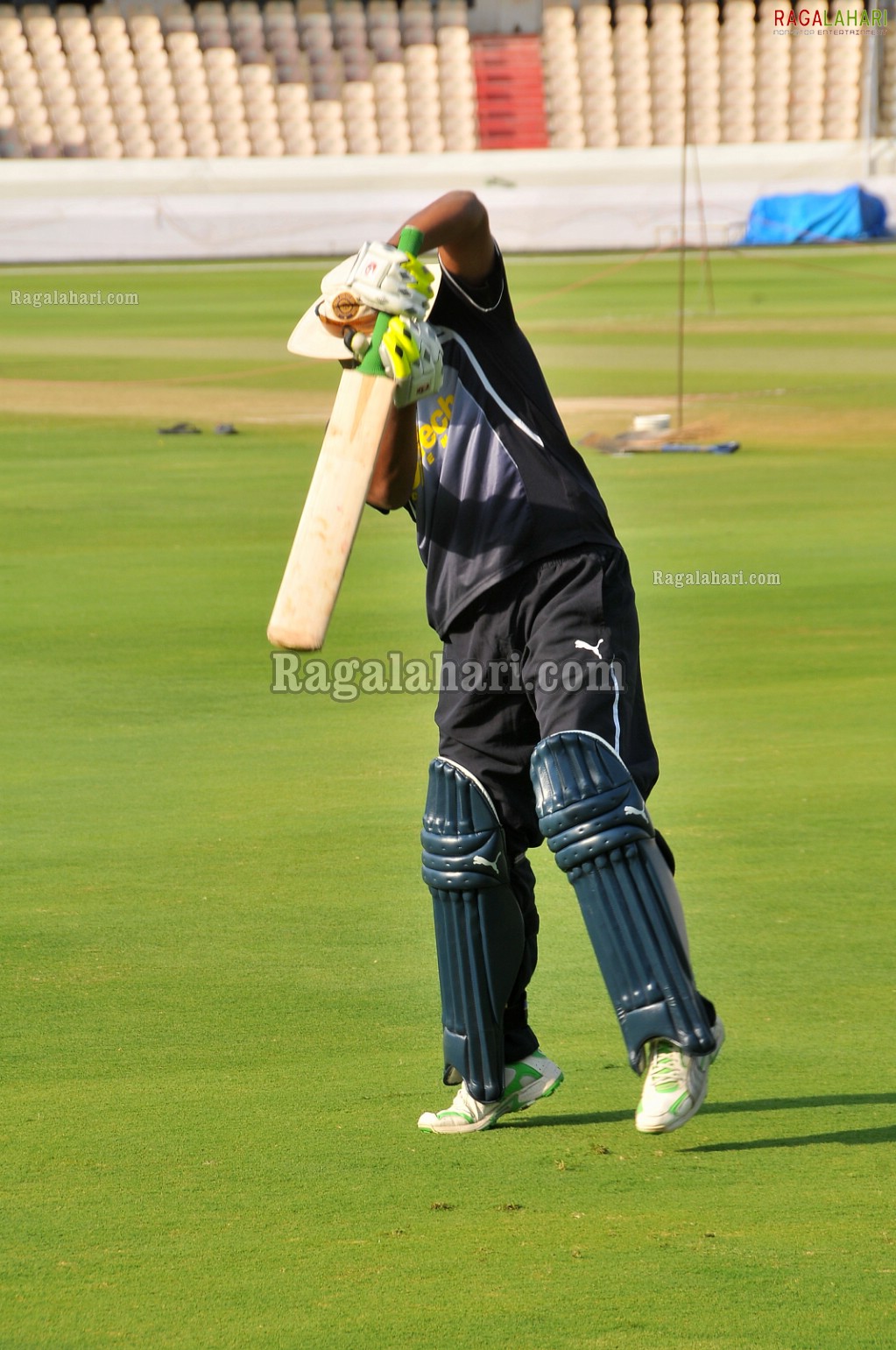 Deccan Chargers Practice for IPL4