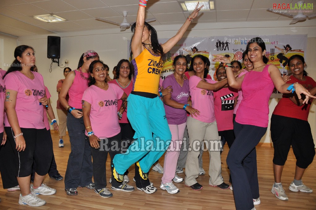 Latin American Zumba Dance Classes at Dinaz