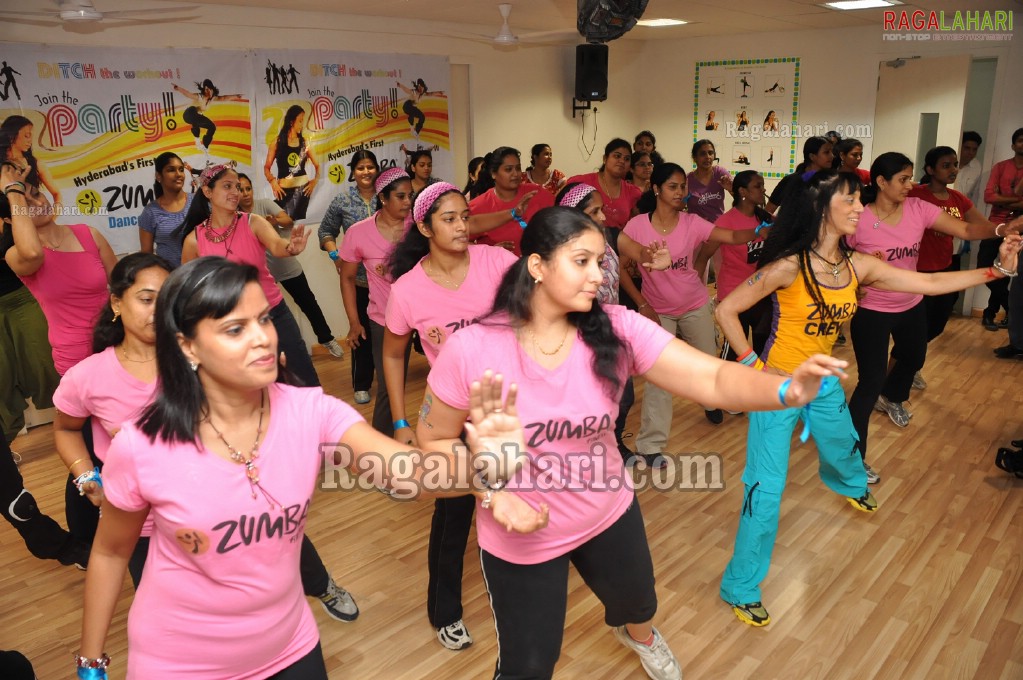 Latin American Zumba Dance Classes at Dinaz