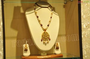 Akshaya Tritiya Collections at Manepally Jewellers