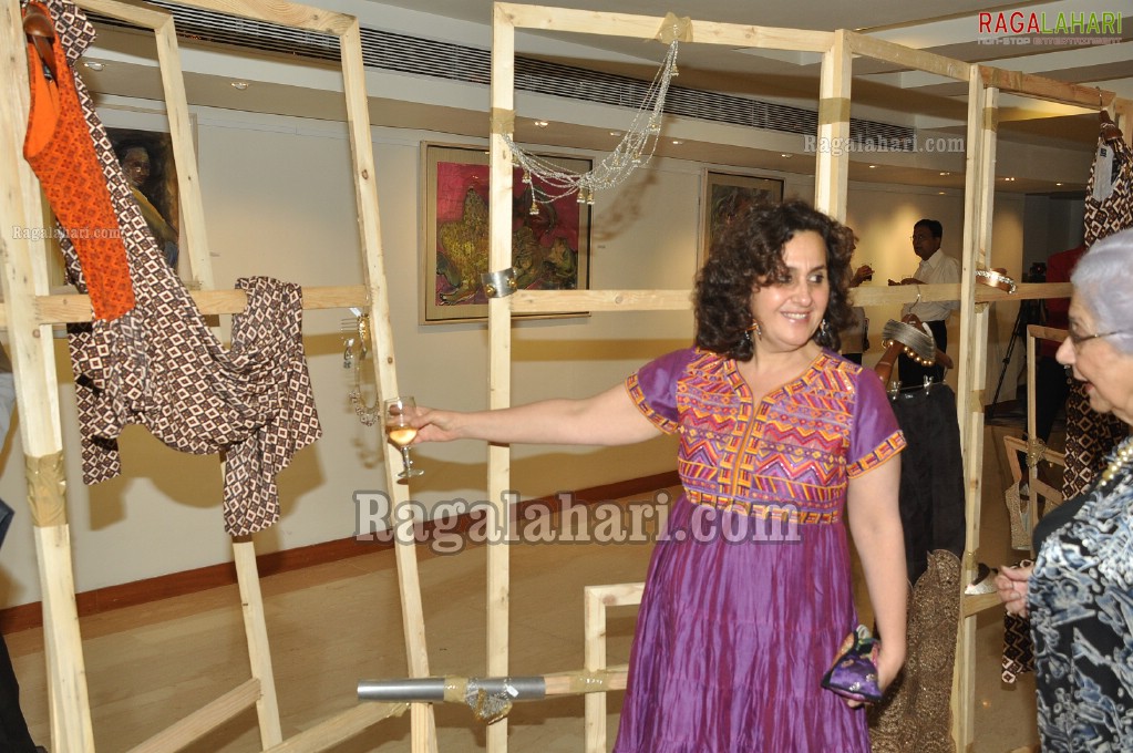 Srikala Reddy Launches Muse Art Gallery at Marriott